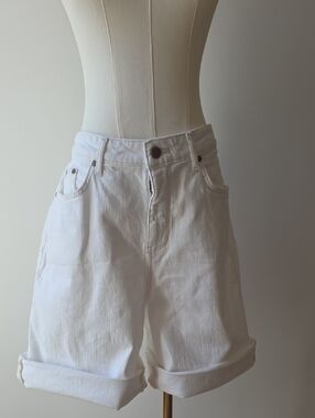 Pilcro White High-Rise Rolled Cuff Shorts